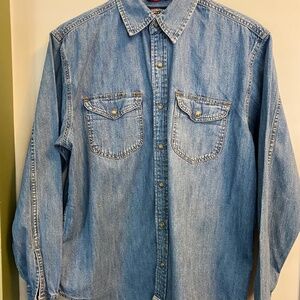 Women’s Levi Signature Denim Shirt